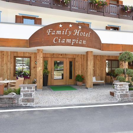 Hotel Ciampian Moena Eksteriør bilde